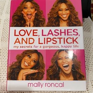 📚LOVE, LASHES, AND LIPSTICK Mally Roncal